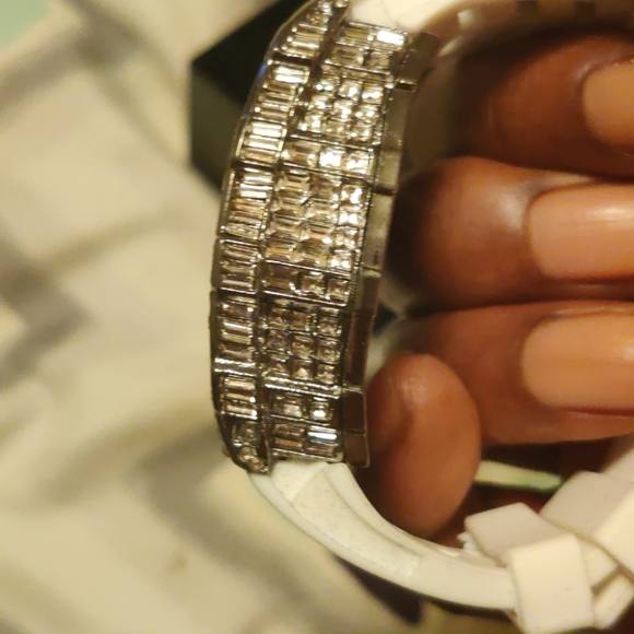 Bling Watch - Picture 5 of 6